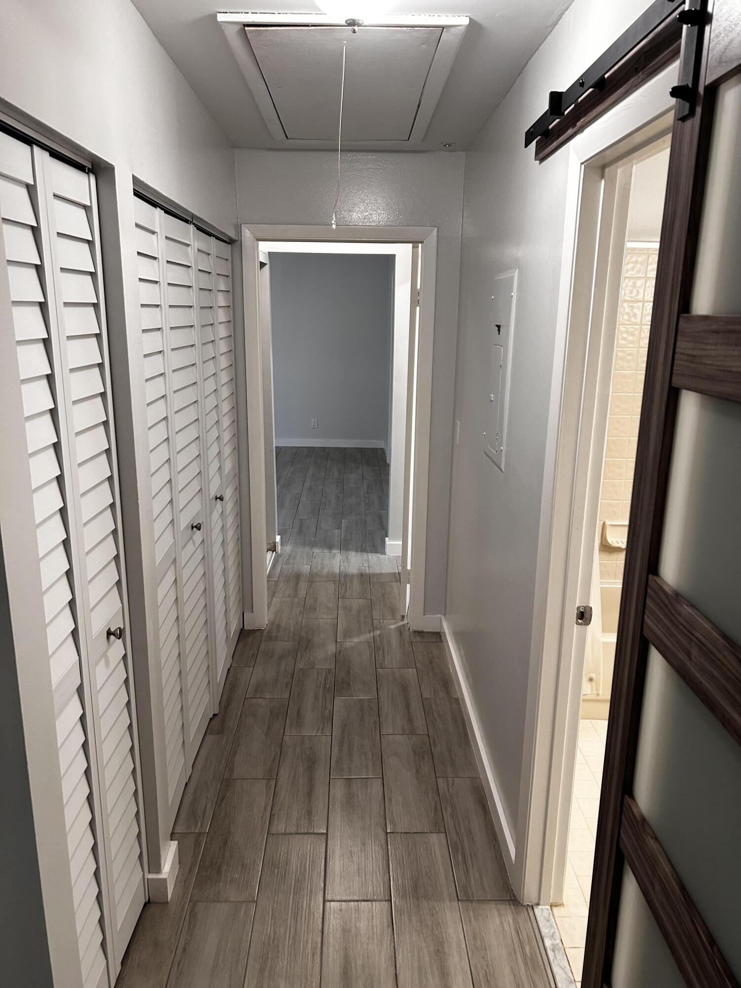 MEADOWS 300 1 - Residential Lease