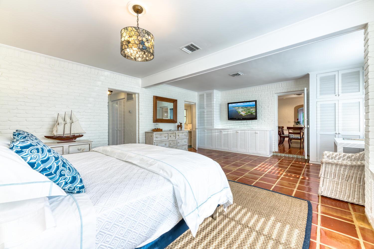 MANANA ESTATES - Residential Lease