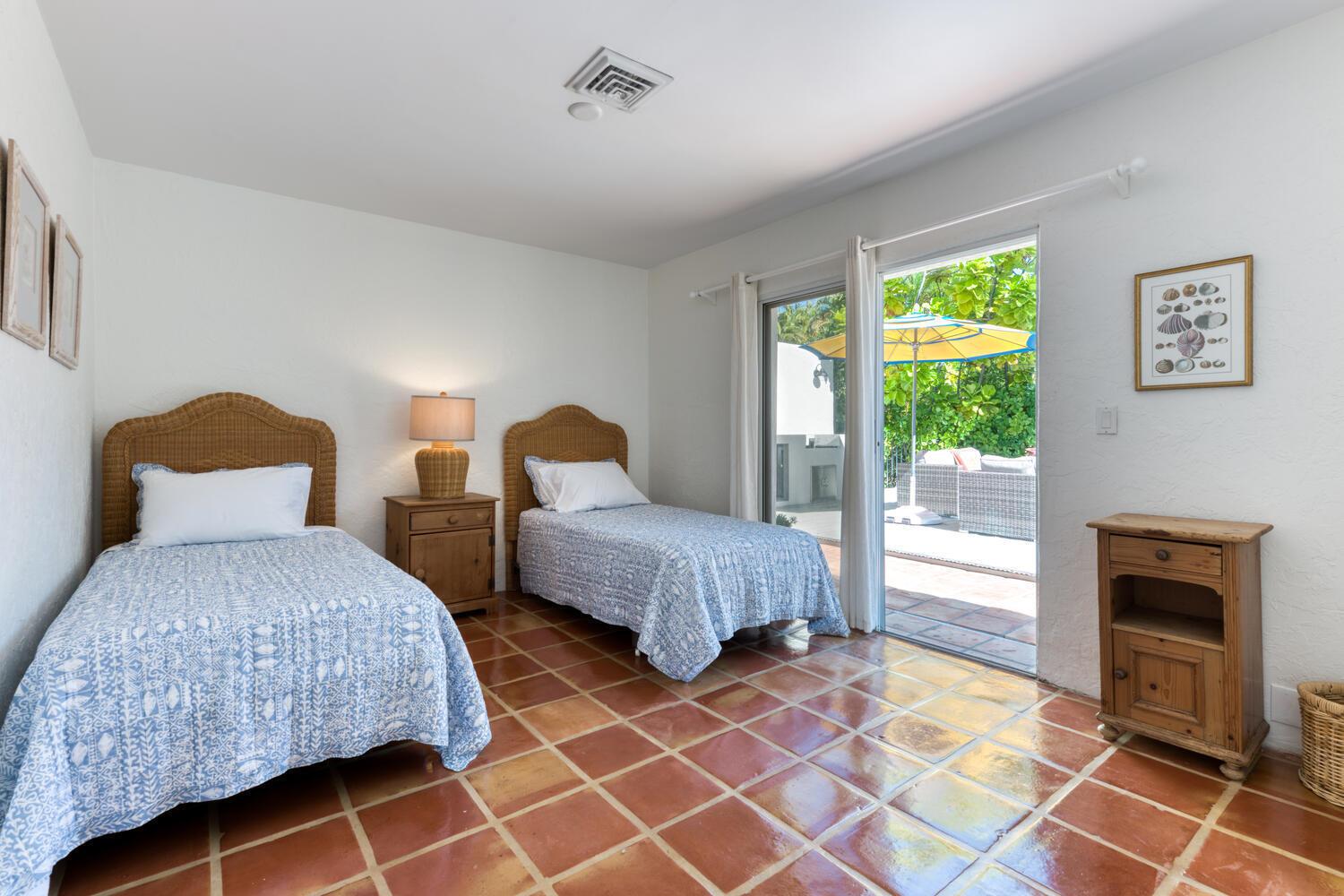 MANANA ESTATES - Residential Lease