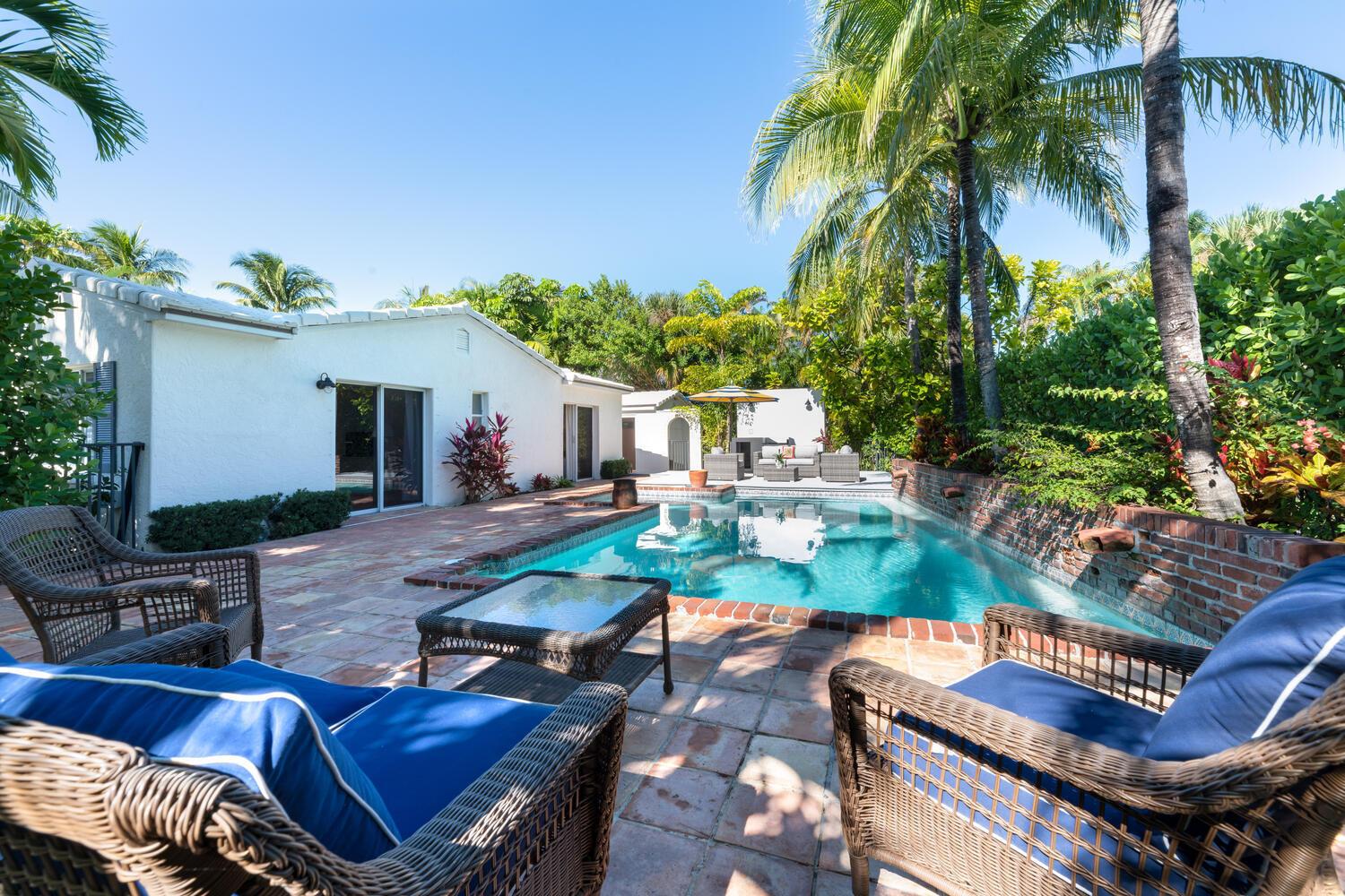 MANANA ESTATES - Residential Lease