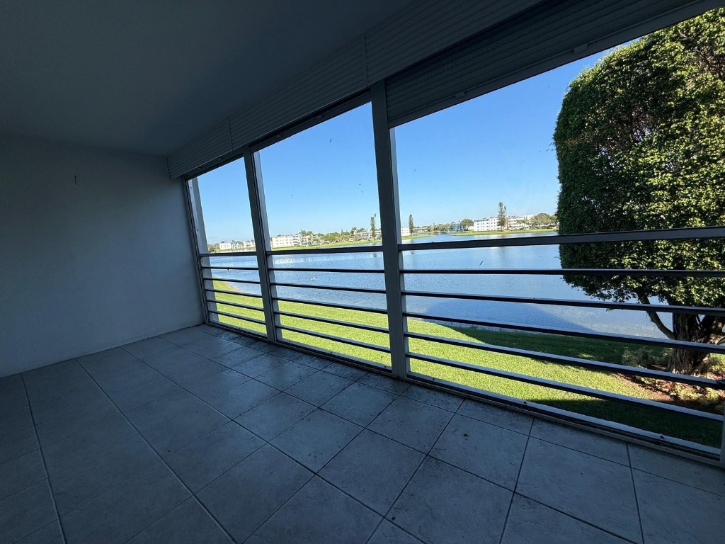 AINSLIE AT CENTURY VILLAG - Residential