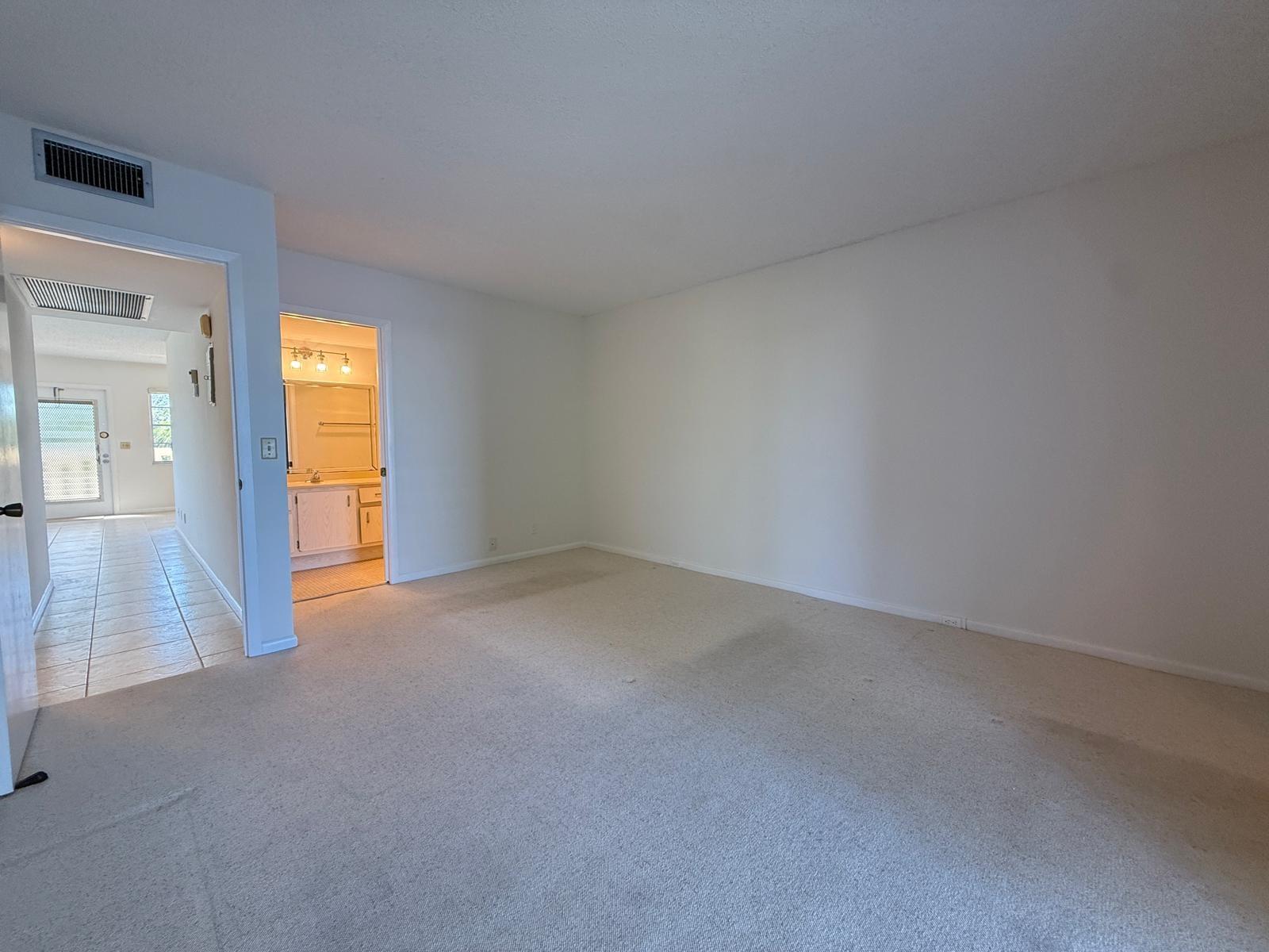 AINSLIE AT CENTURY VILLAG - Residential