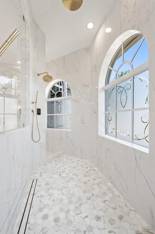 TROPIC ISLE 2ND SEC - Residential