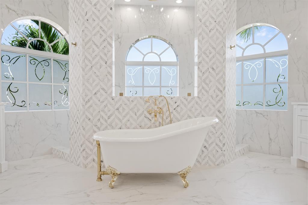 TROPIC ISLE 2ND SEC - Residential