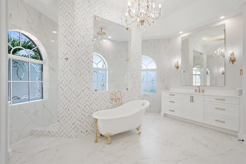 TROPIC ISLE 2ND SEC - Residential