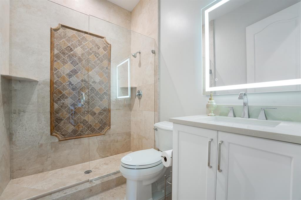 TROPIC ISLE 2ND SEC - Residential