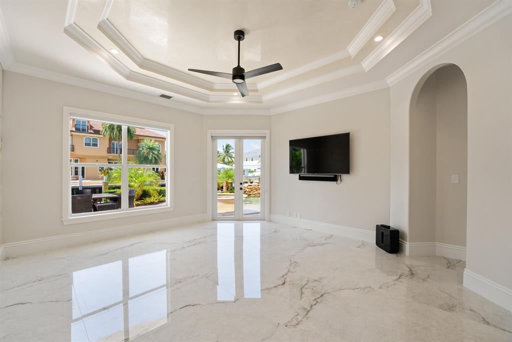 TROPIC ISLE 2ND SEC - Residential