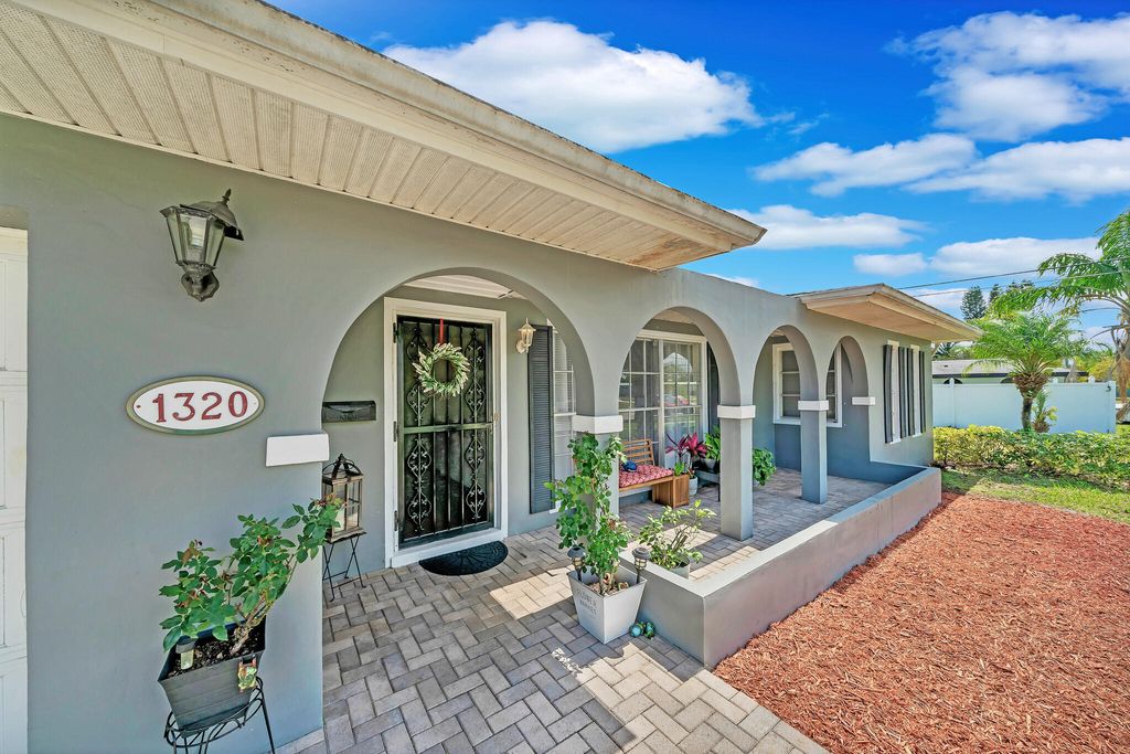 Photo of 1320 SE San Sovina Terrace, Port Saint Lucie, FL 34953 (MLS # R11086835)