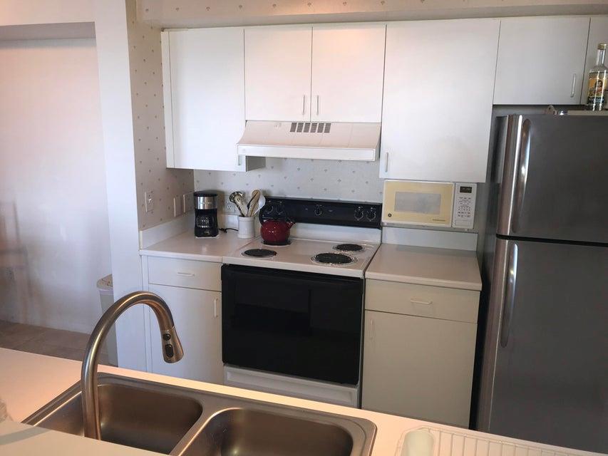 YACHT CLUB ON THE INTRACOASTAL CONDO - Residential