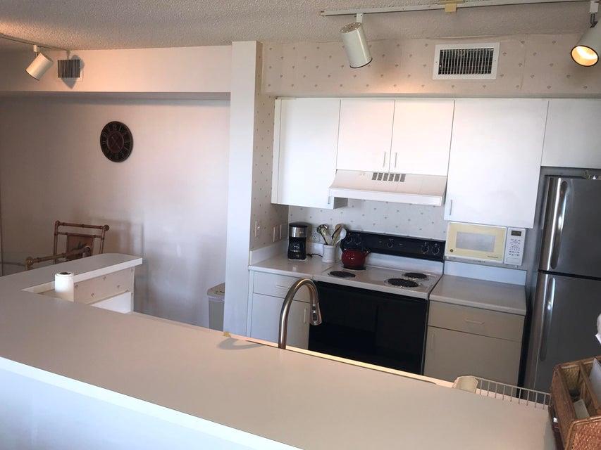 YACHT CLUB ON THE INTRACOASTAL CONDO - Residential