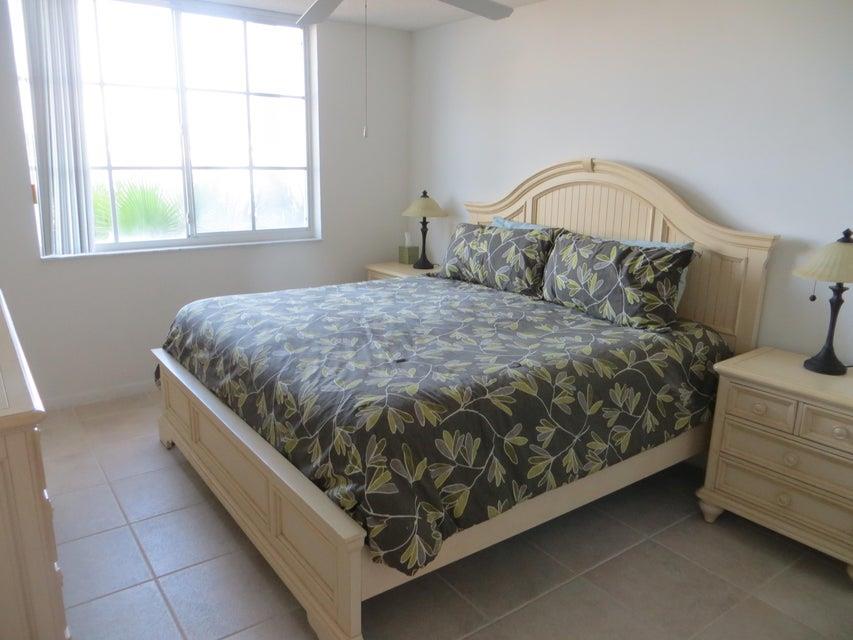 YACHT CLUB ON THE INTRACOASTAL CONDO - Residential