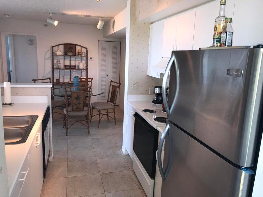 YACHT CLUB ON THE INTRACOASTAL CONDO - Residential