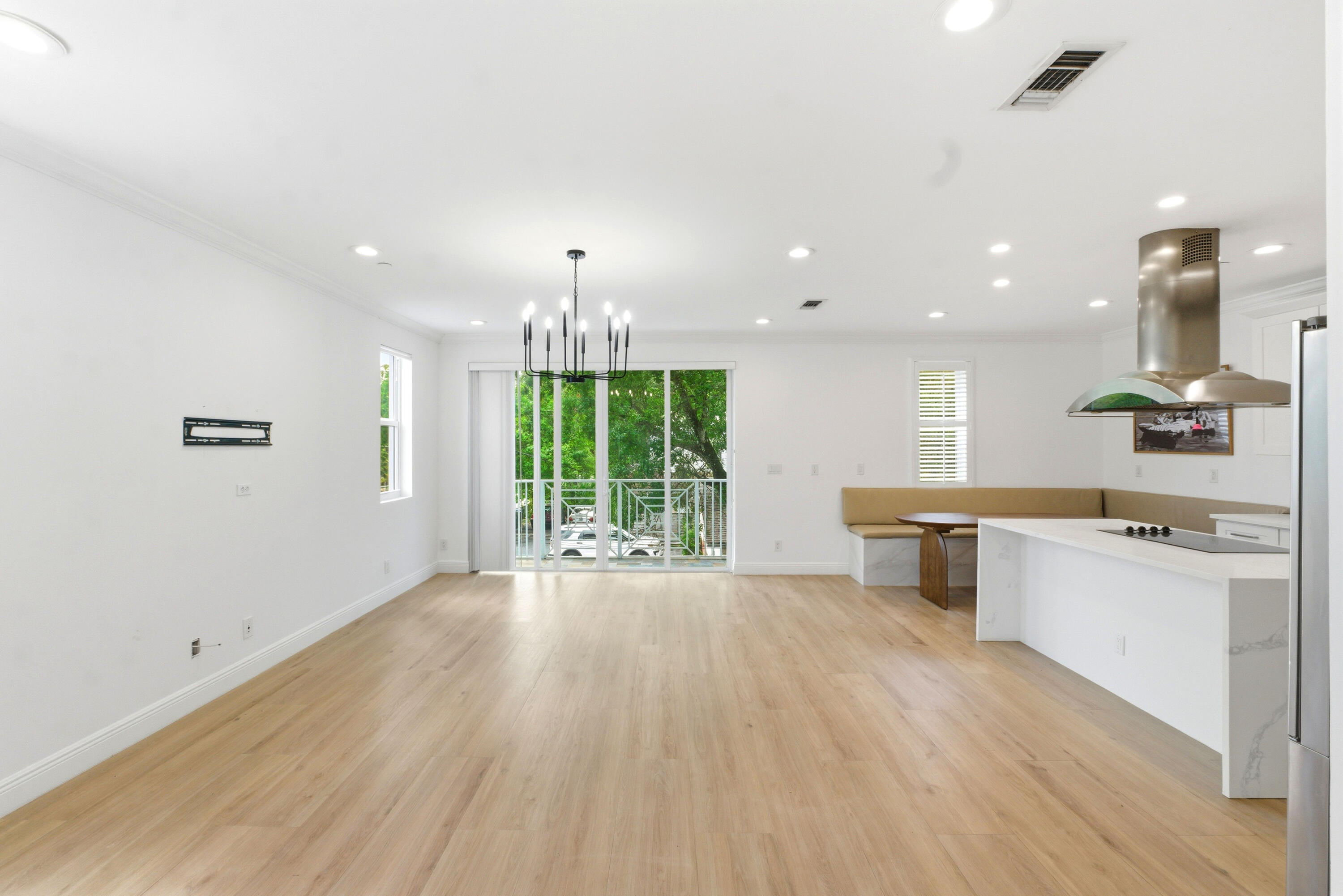 WAVERLY PLACE - Residential