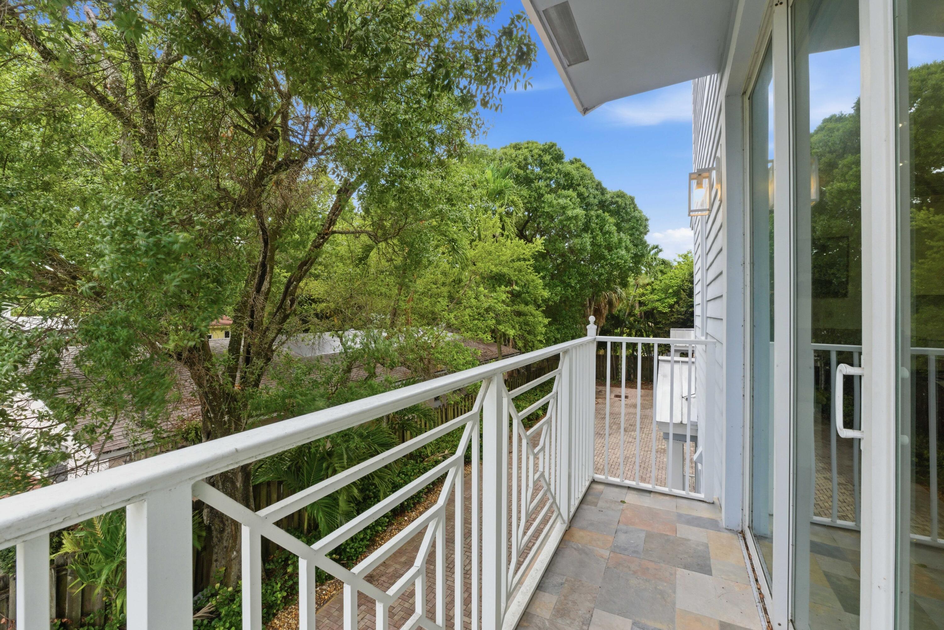 WAVERLY PLACE - Residential