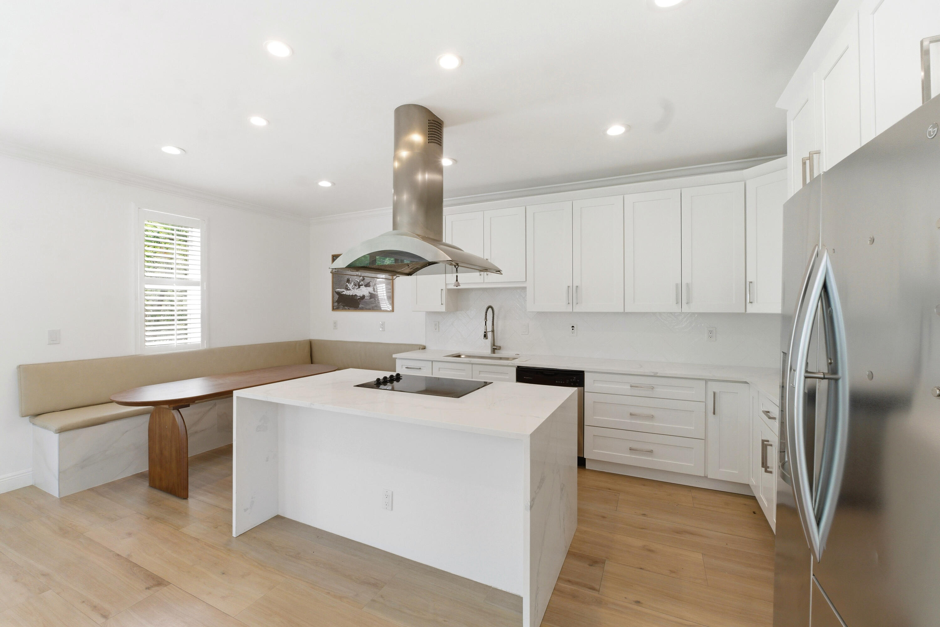 WAVERLY PLACE - Residential