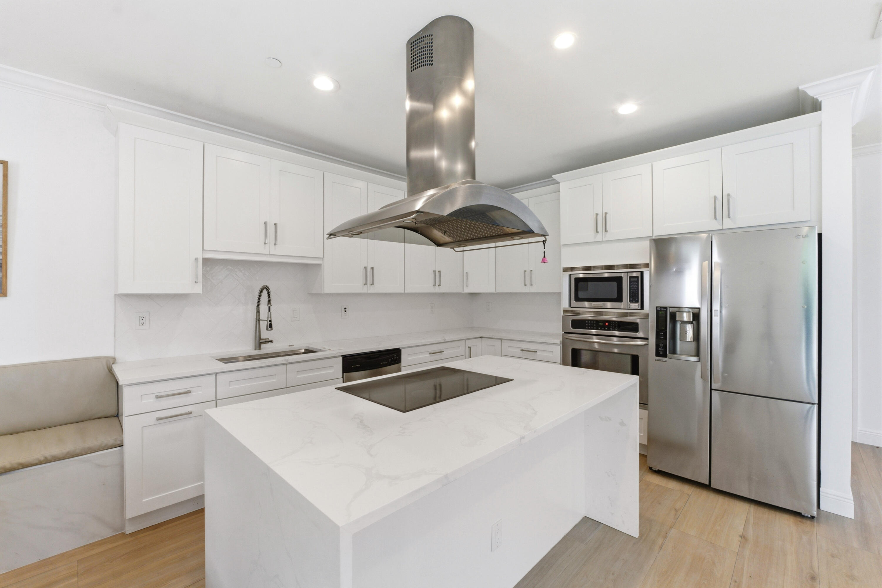 WAVERLY PLACE - Residential