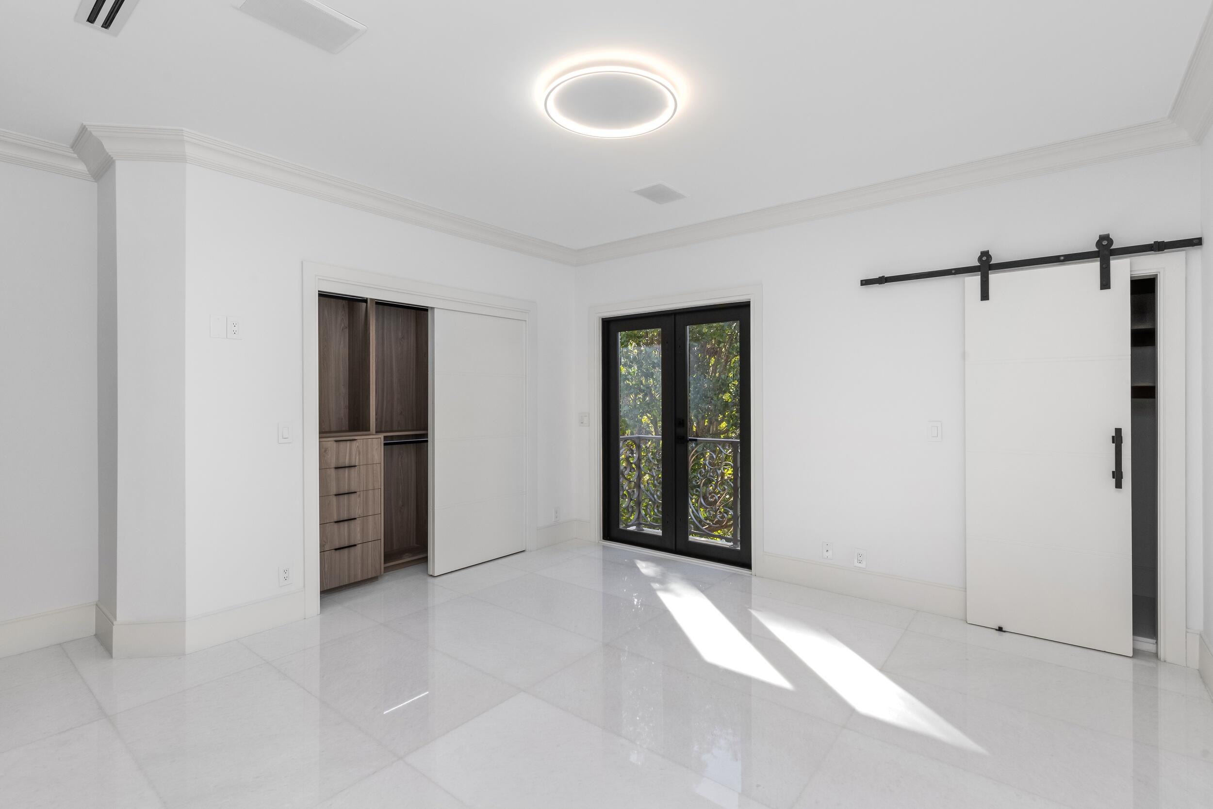 CORAL ISLES - Residential