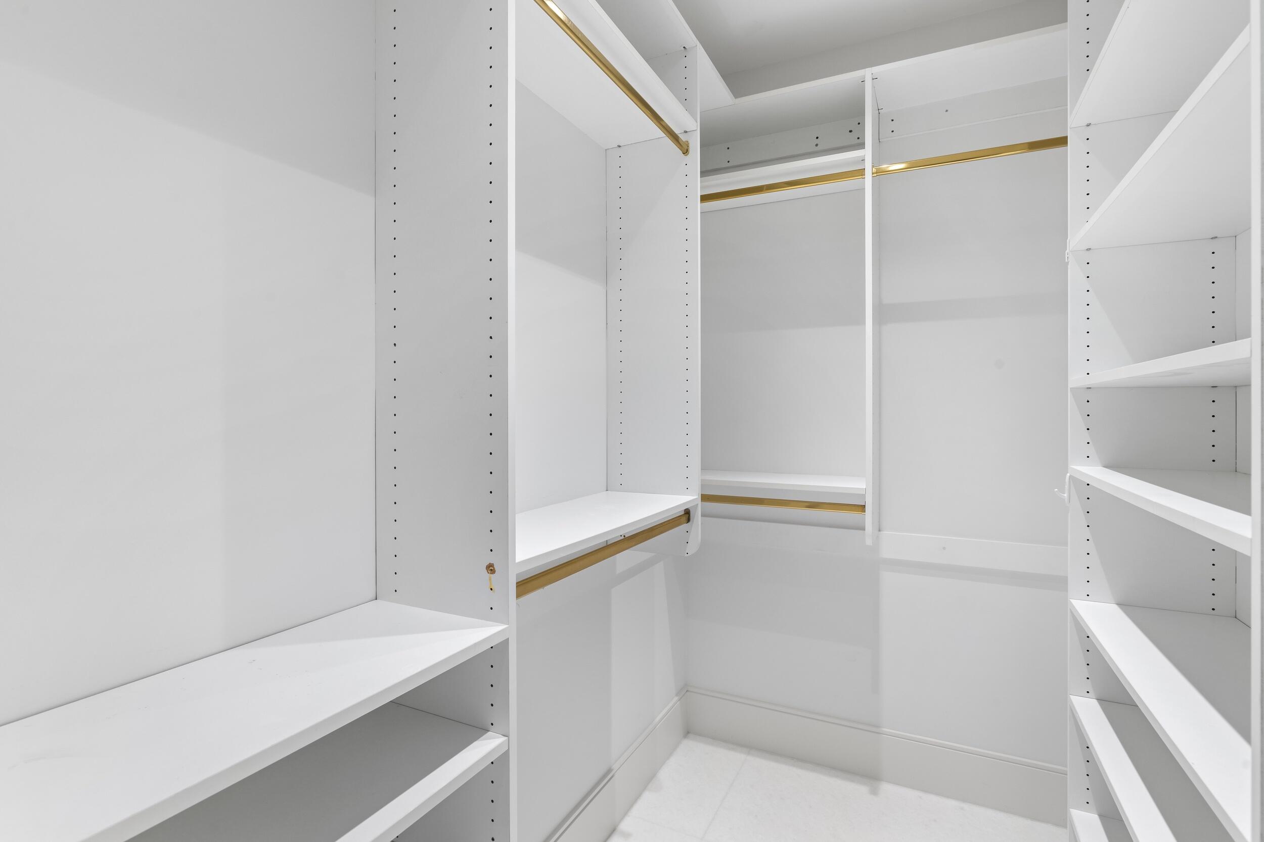 CORAL ISLES - Residential