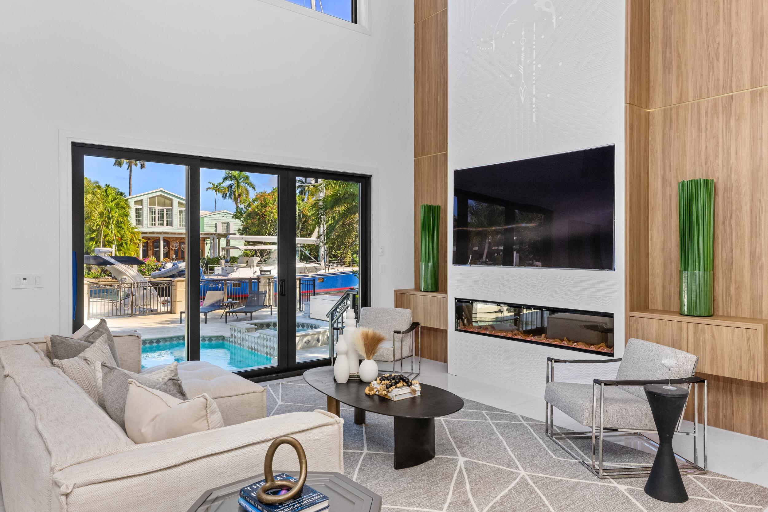 CORAL ISLES - Residential