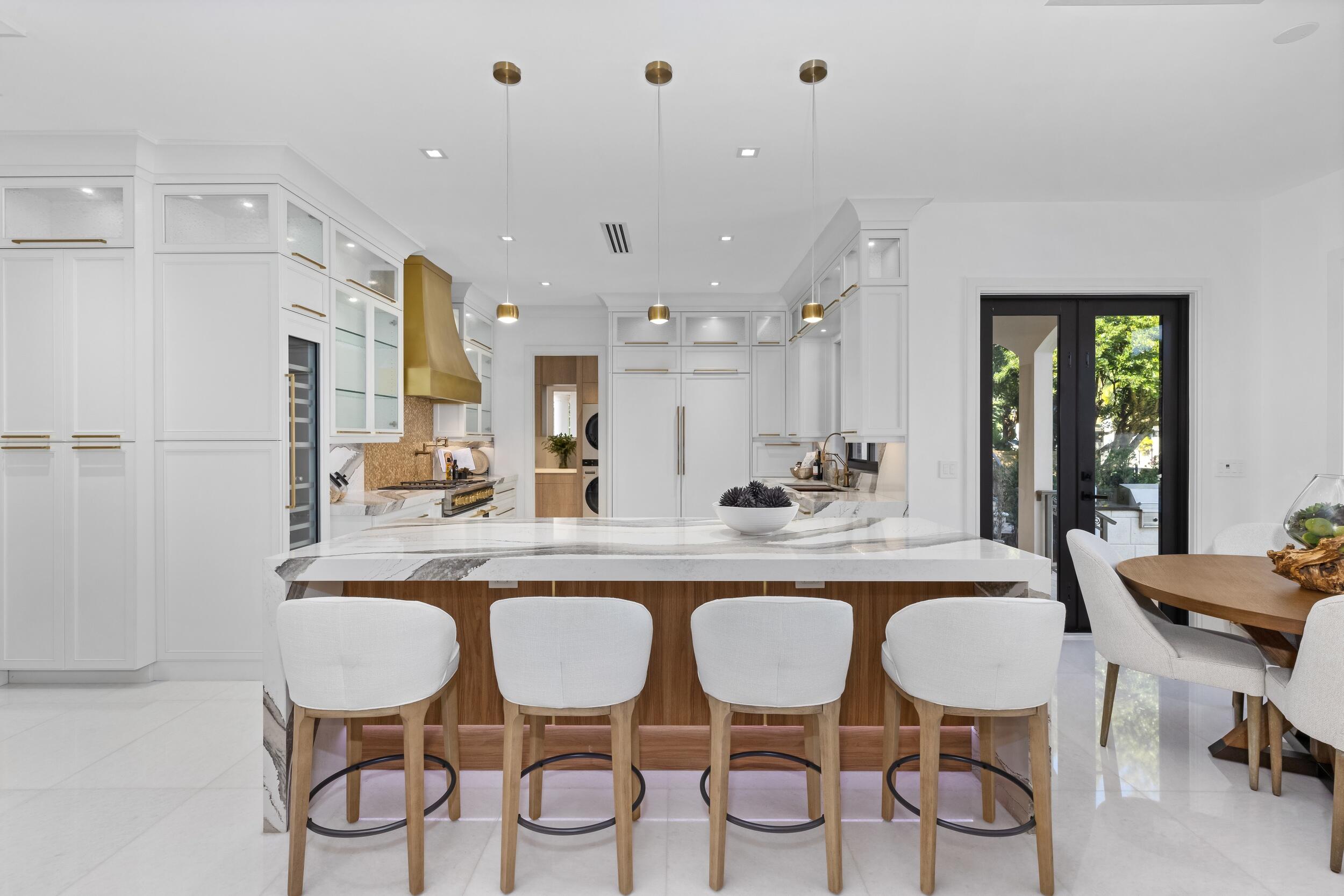 CORAL ISLES - Residential