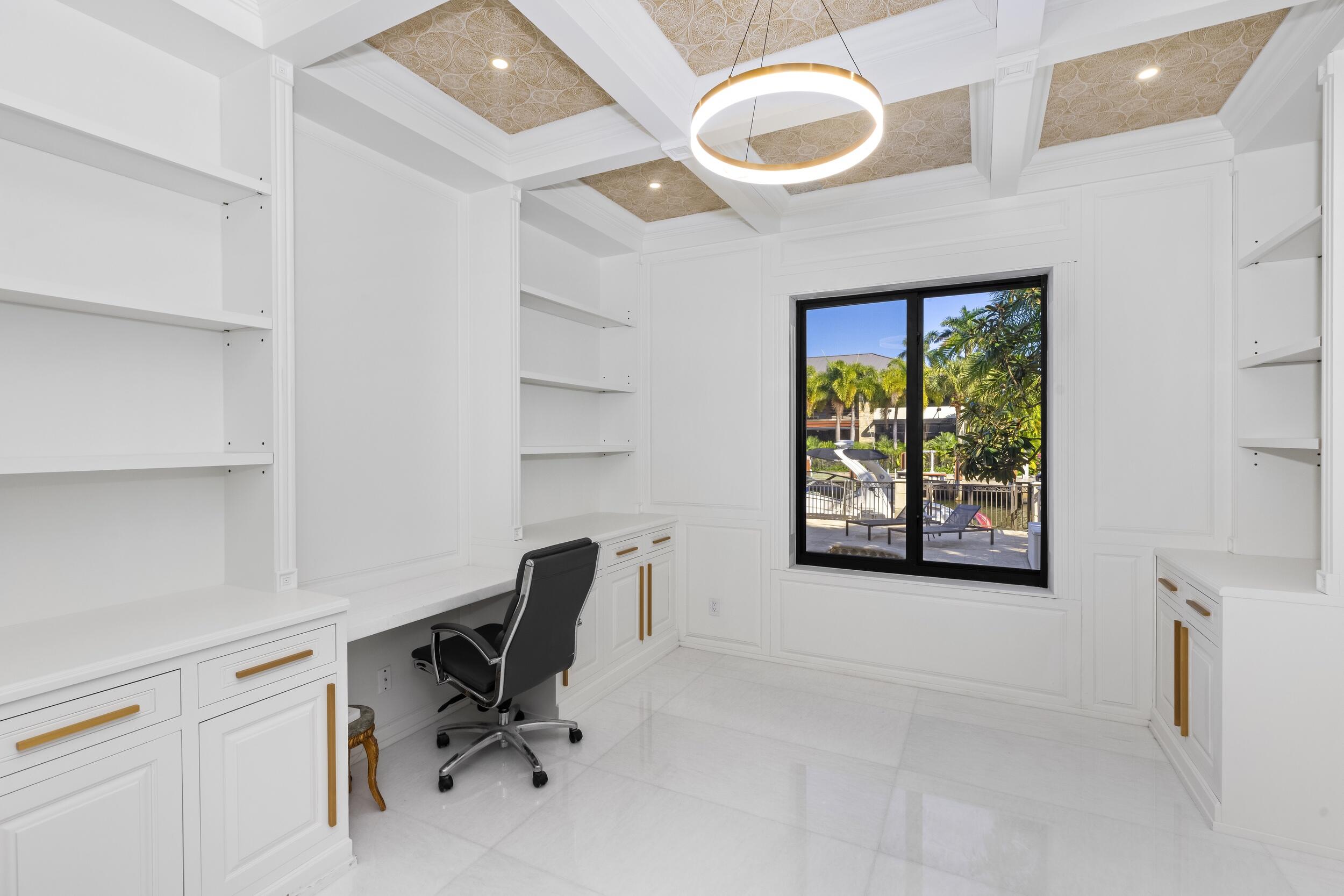 CORAL ISLES - Residential