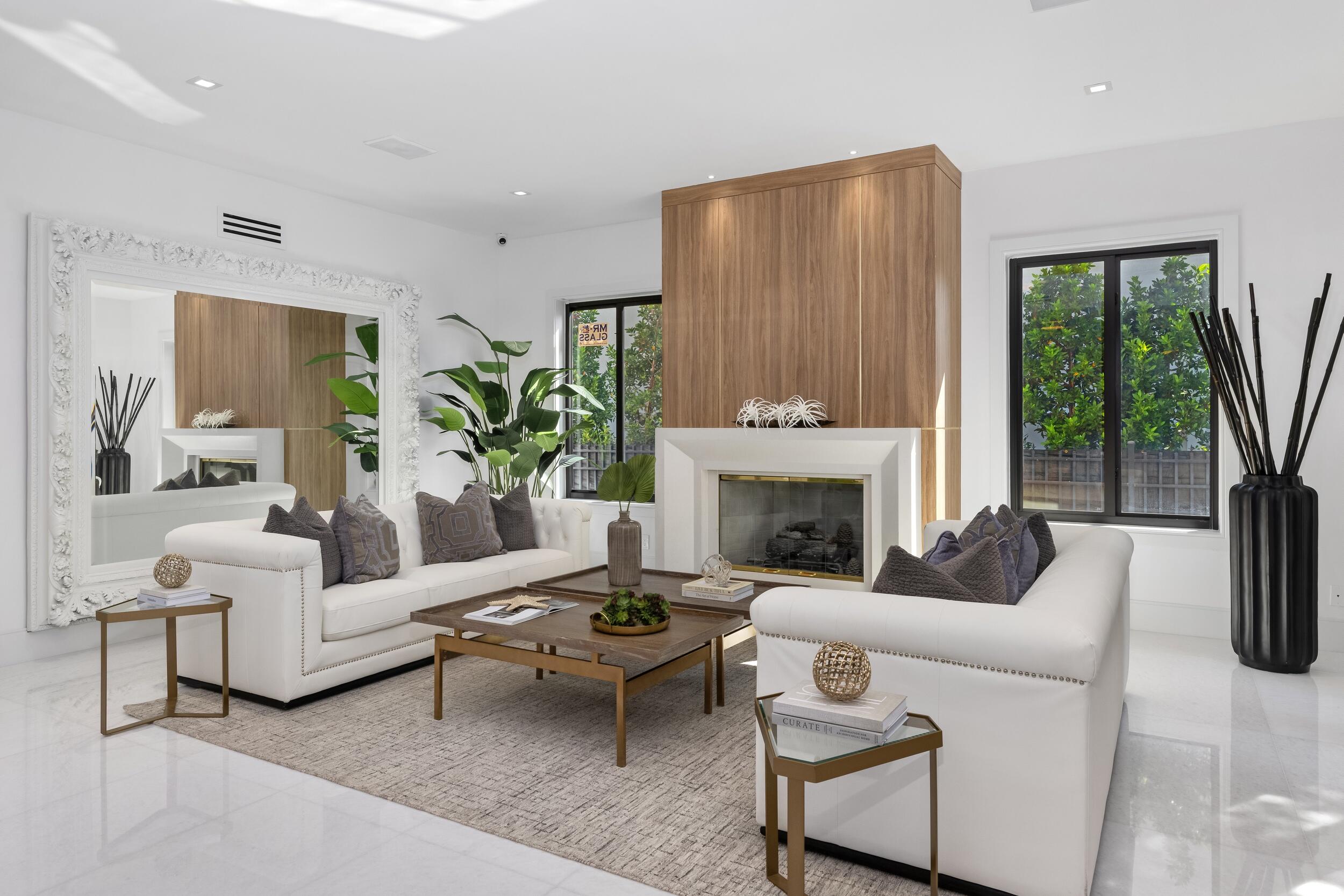 CORAL ISLES - Residential