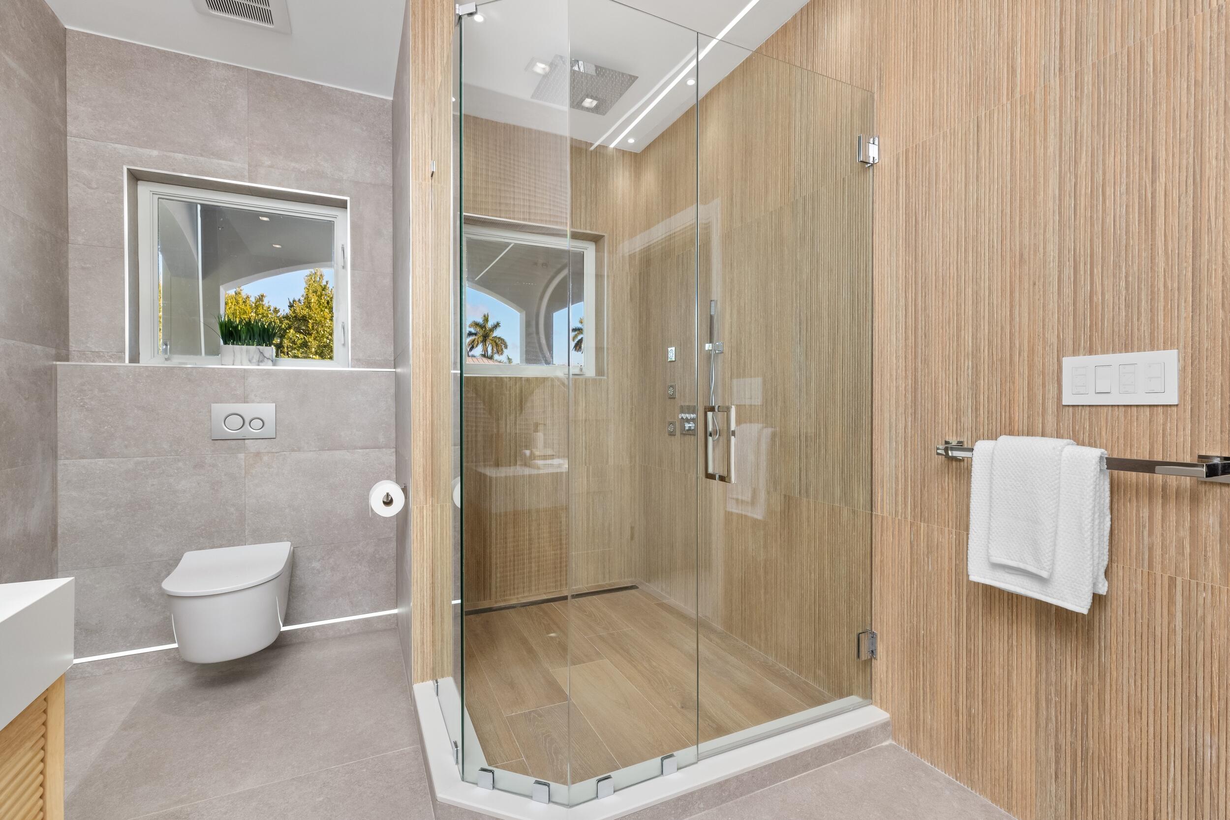 CORAL ISLES - Residential