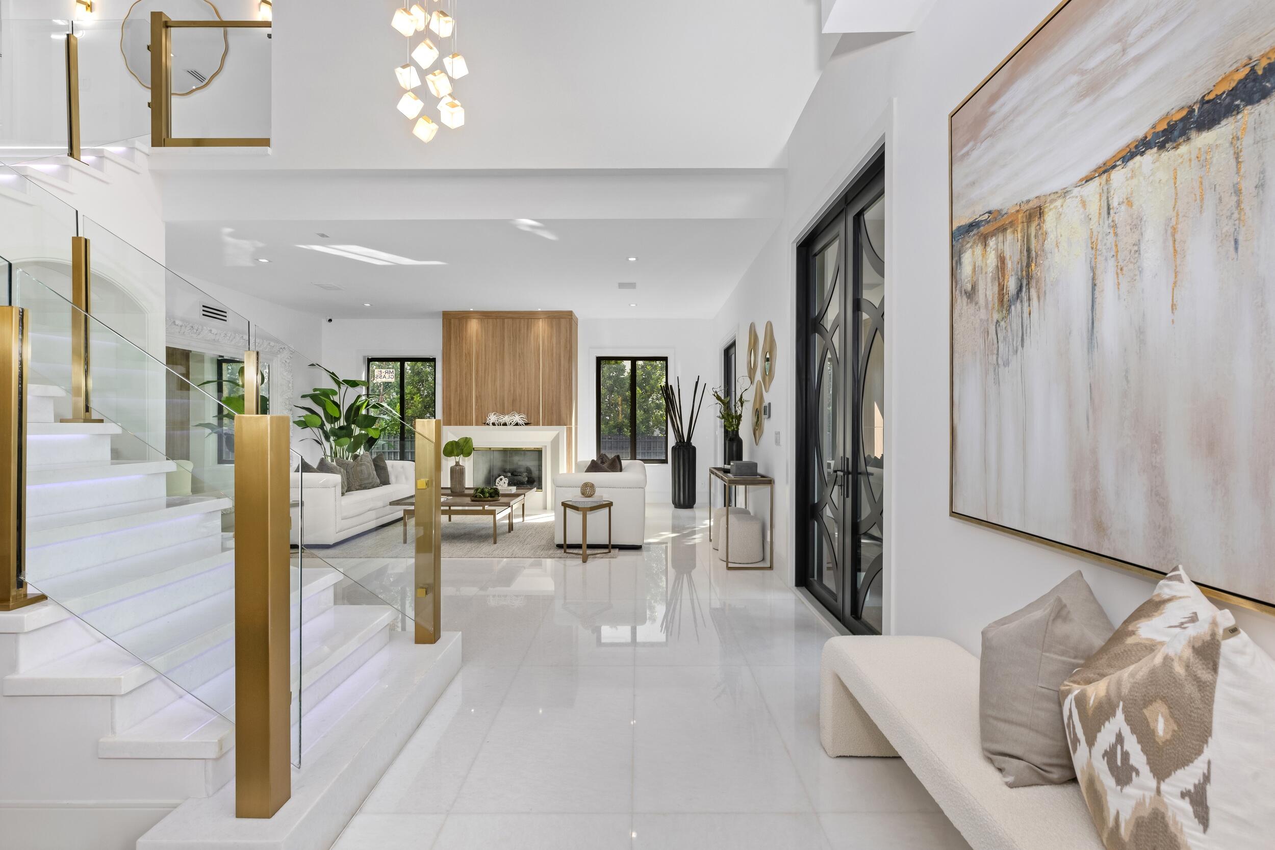 CORAL ISLES - Residential