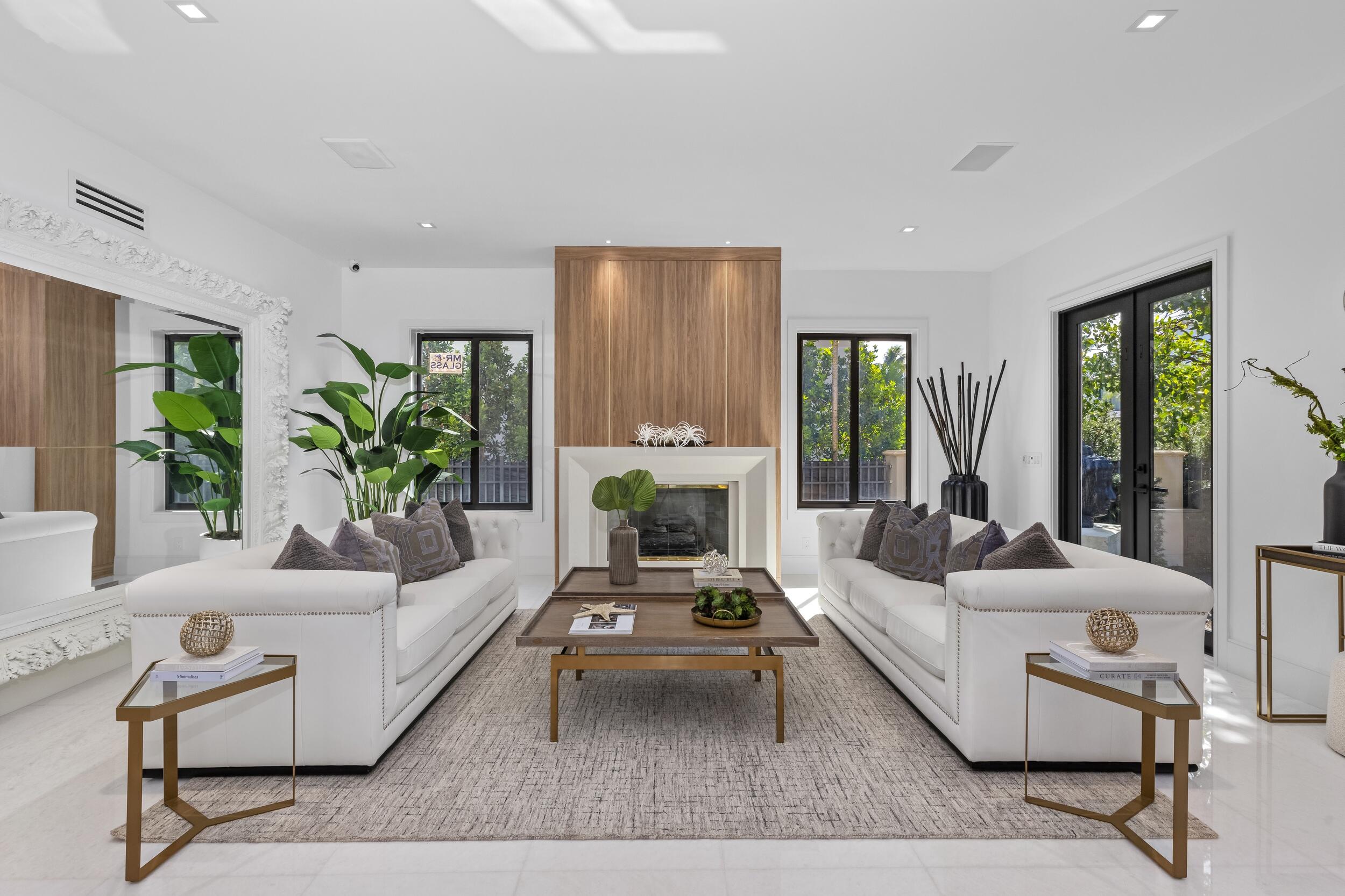 CORAL ISLES - Residential