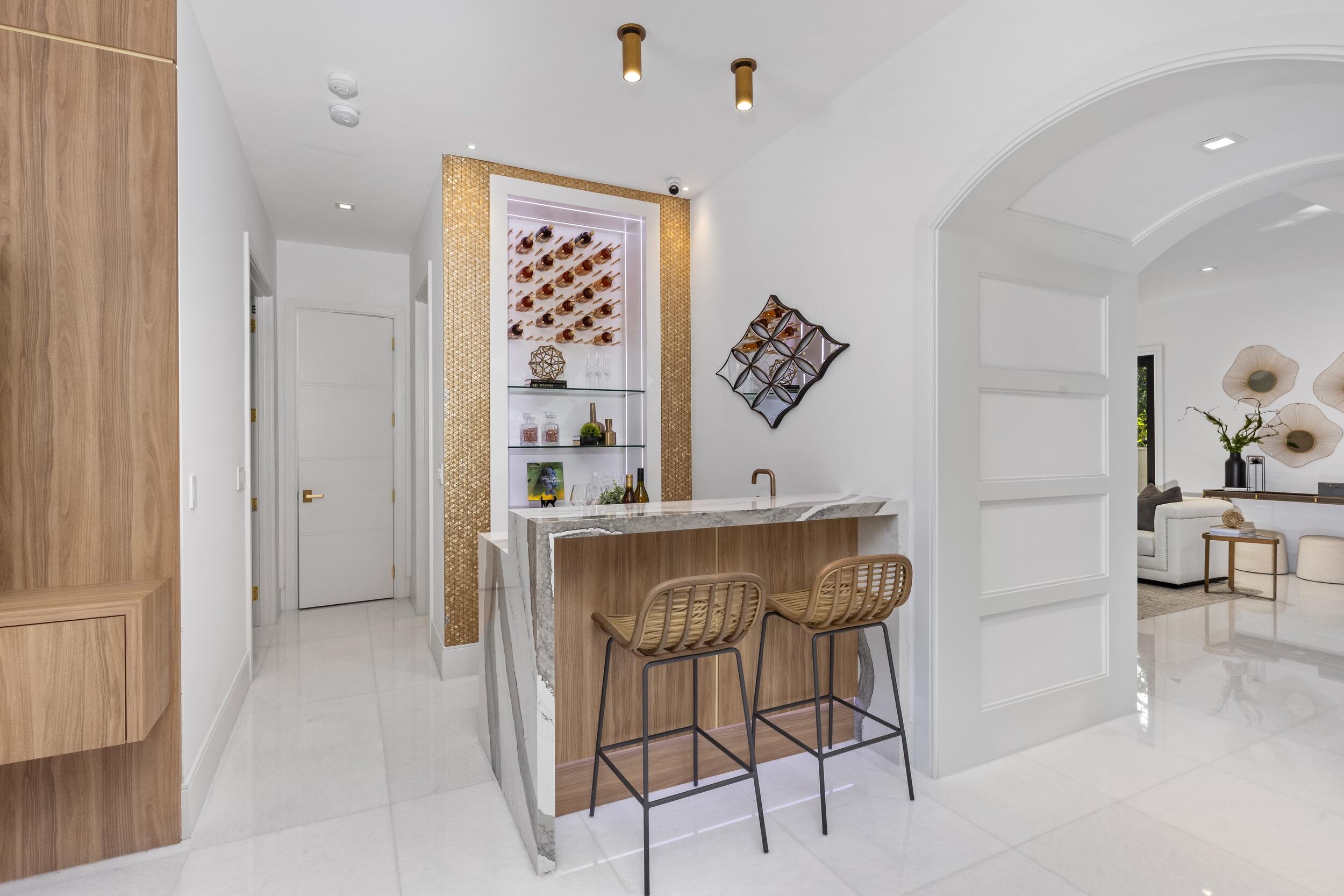 CORAL ISLES - Residential