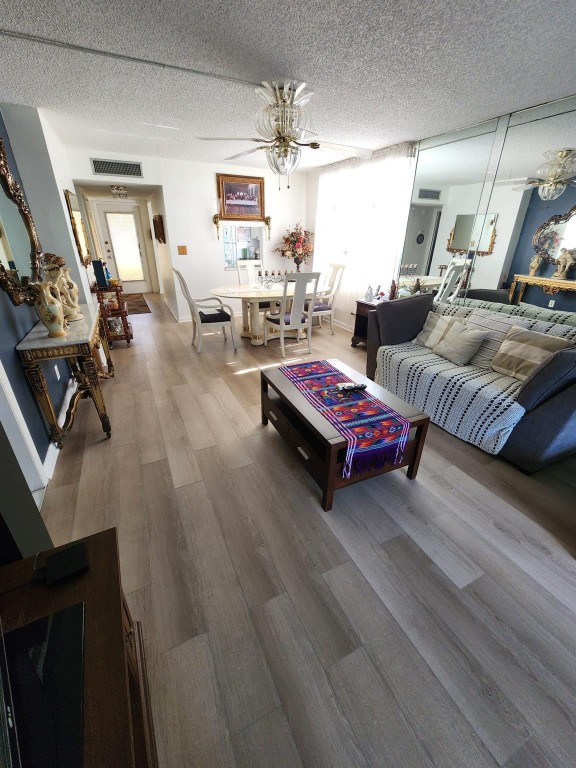 Bermuda Club - Residential