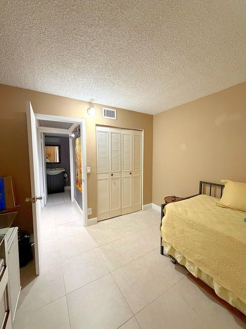 Tiny photo for 7069 Golf Colony Court #102, Lake Worth, FL 33467 (MLS # B26086677)