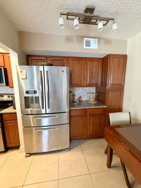 Tiny photo for 7069 Golf Colony Court #102, Lake Worth, FL 33467 (MLS # B26086677)