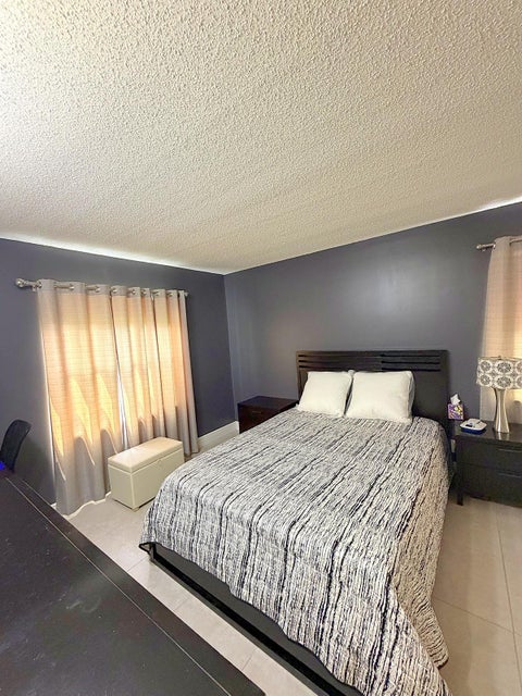 Tiny photo for 7069 Golf Colony Court #102, Lake Worth, FL 33467 (MLS # B26086677)