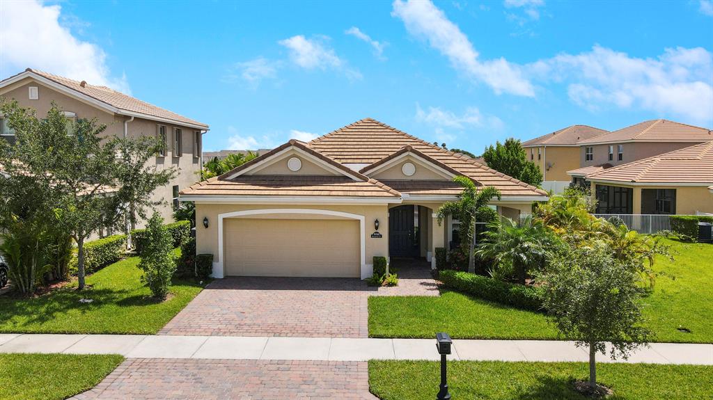 Photo of 10080 SW Roehampton Court, Port Saint Lucie, FL 34987 (MLS # R10739533)