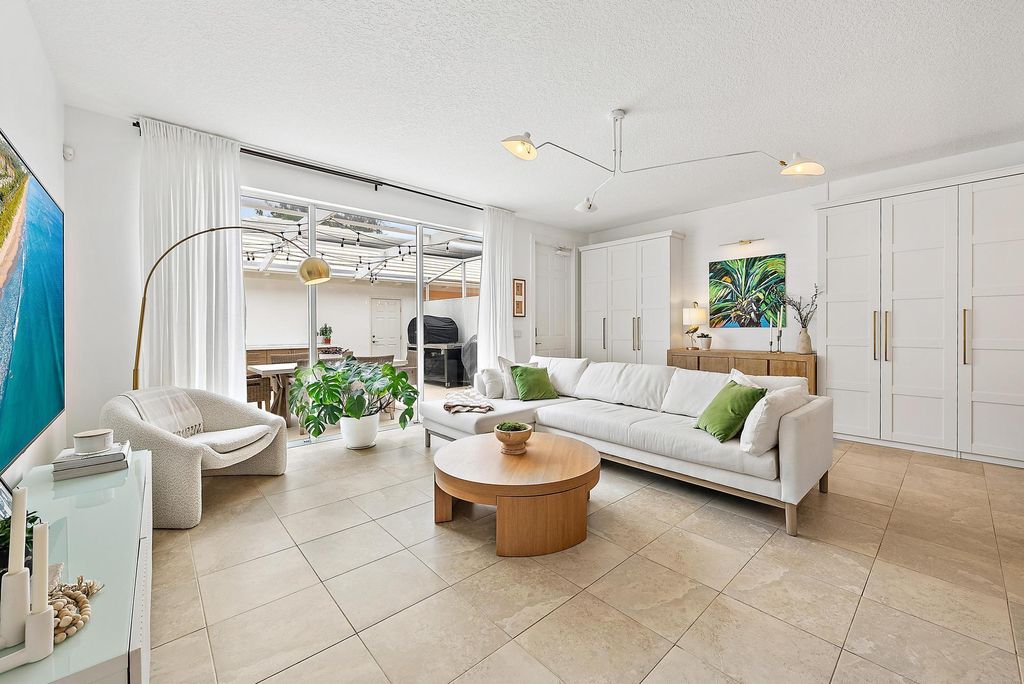 Photo of 149 Caravelle Drive, Jupiter, FL 33458 (MLS # R11096624)