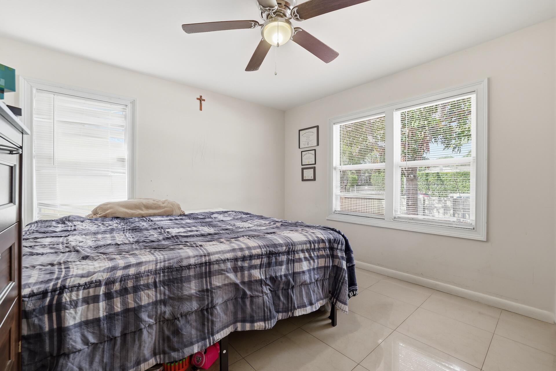 FOREST RIDGE PARK - Residential