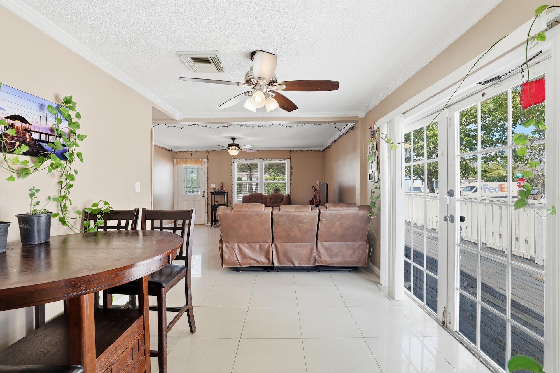 FOREST RIDGE PARK - Residential