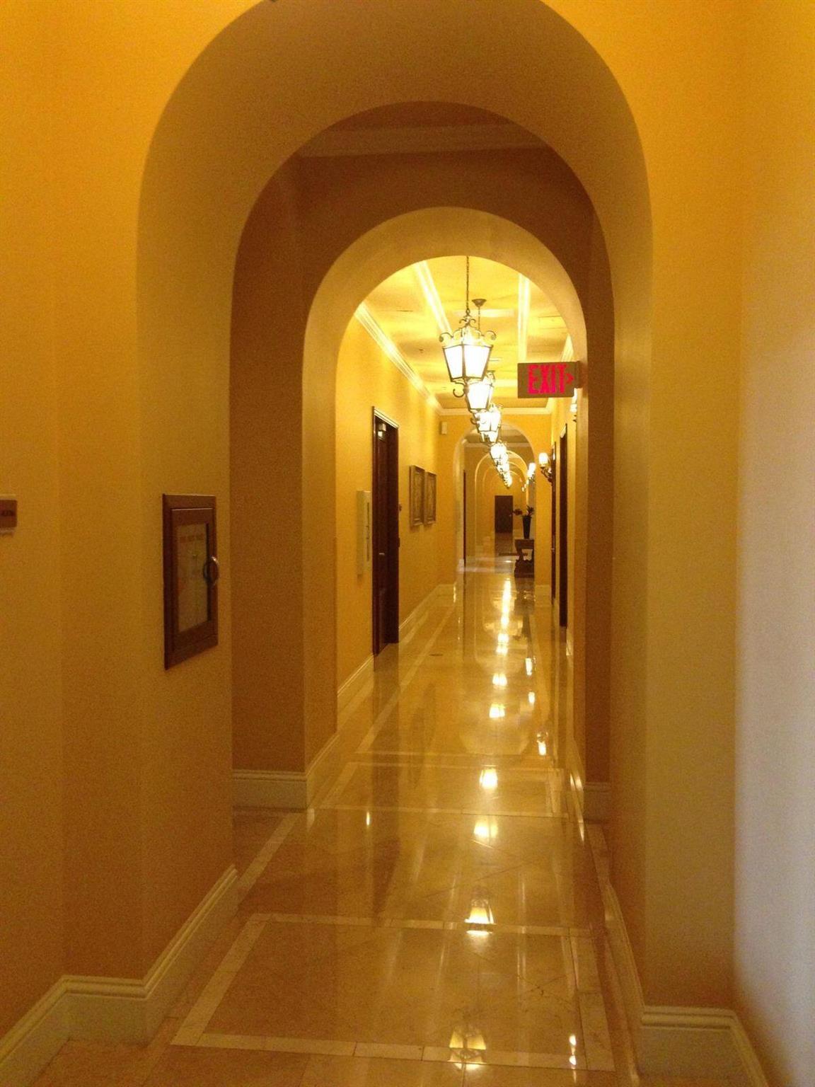 MONTECITO PALM BEACH COND - Residential Lease