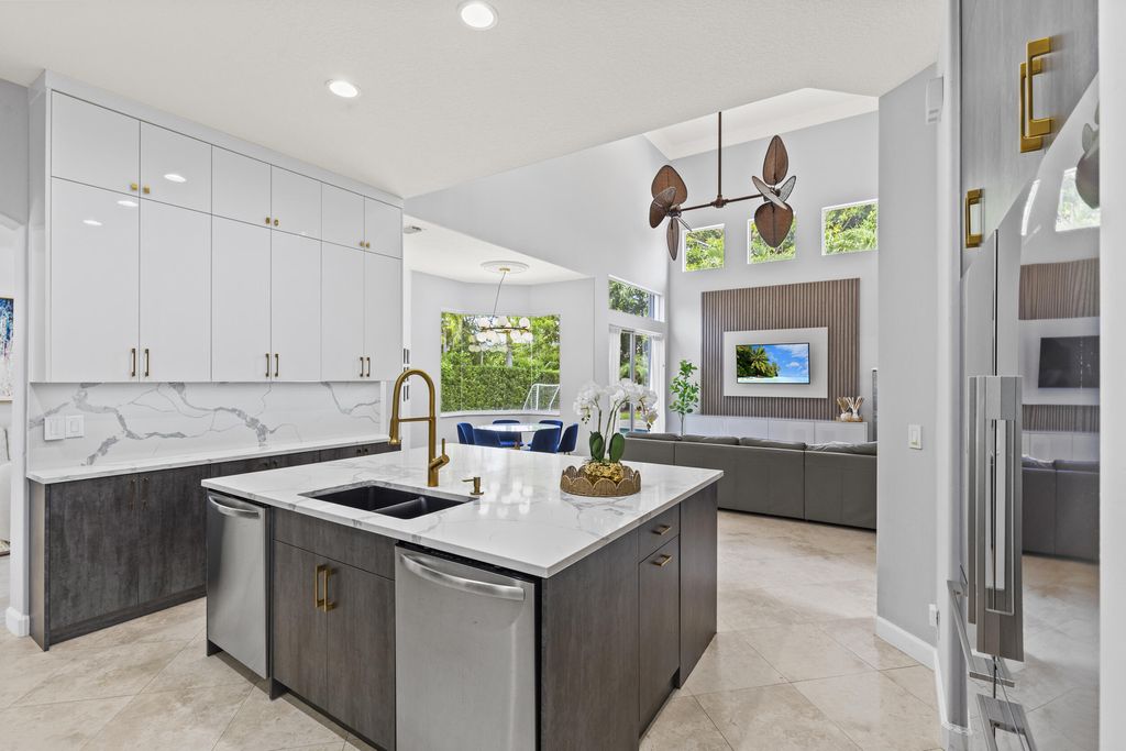 Photo of 9617 Parkview Avenue, Boca Raton, FL 33428 (MLS # R11122883)