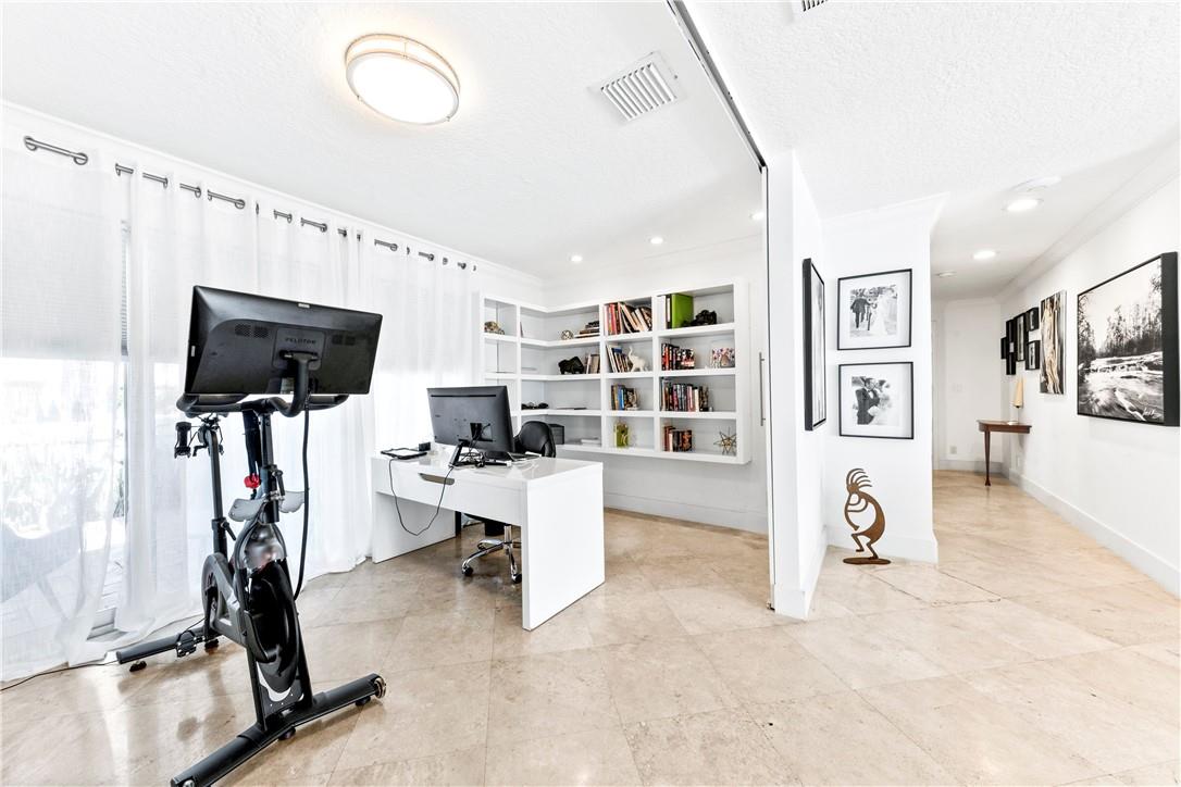 Santa Barbara Shores 33-2 - Residential