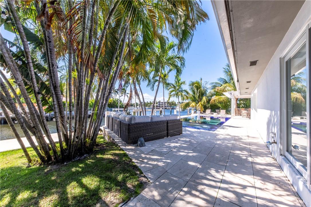 Santa Barbara Shores 33-2 - Residential