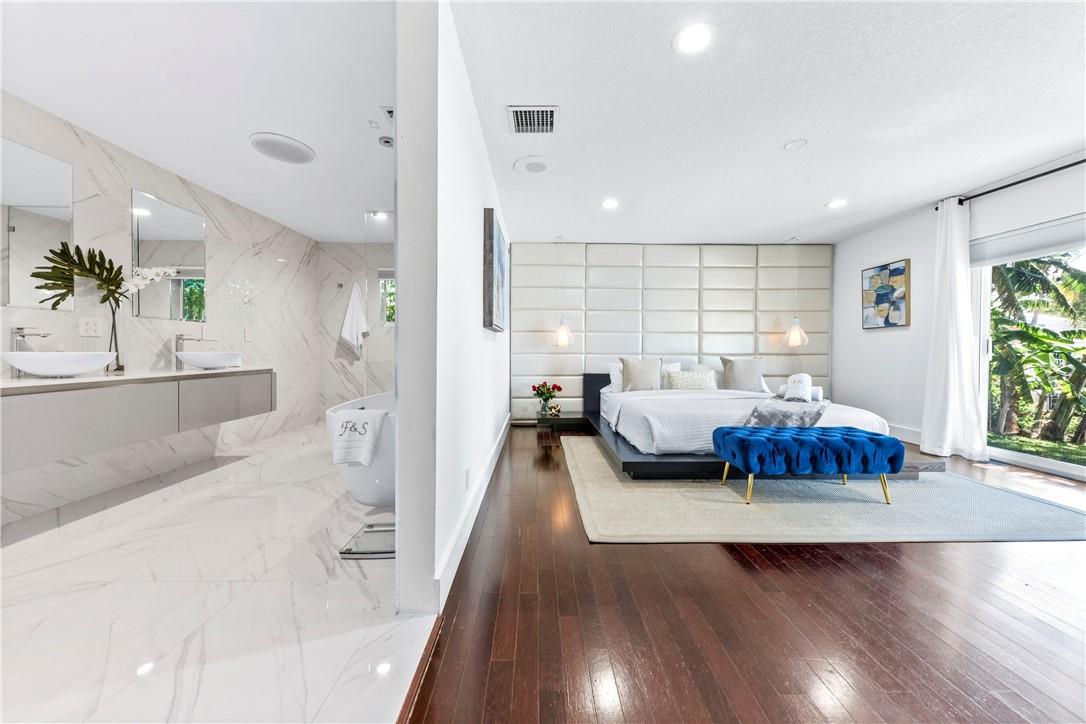 Santa Barbara Shores 33-2 - Residential