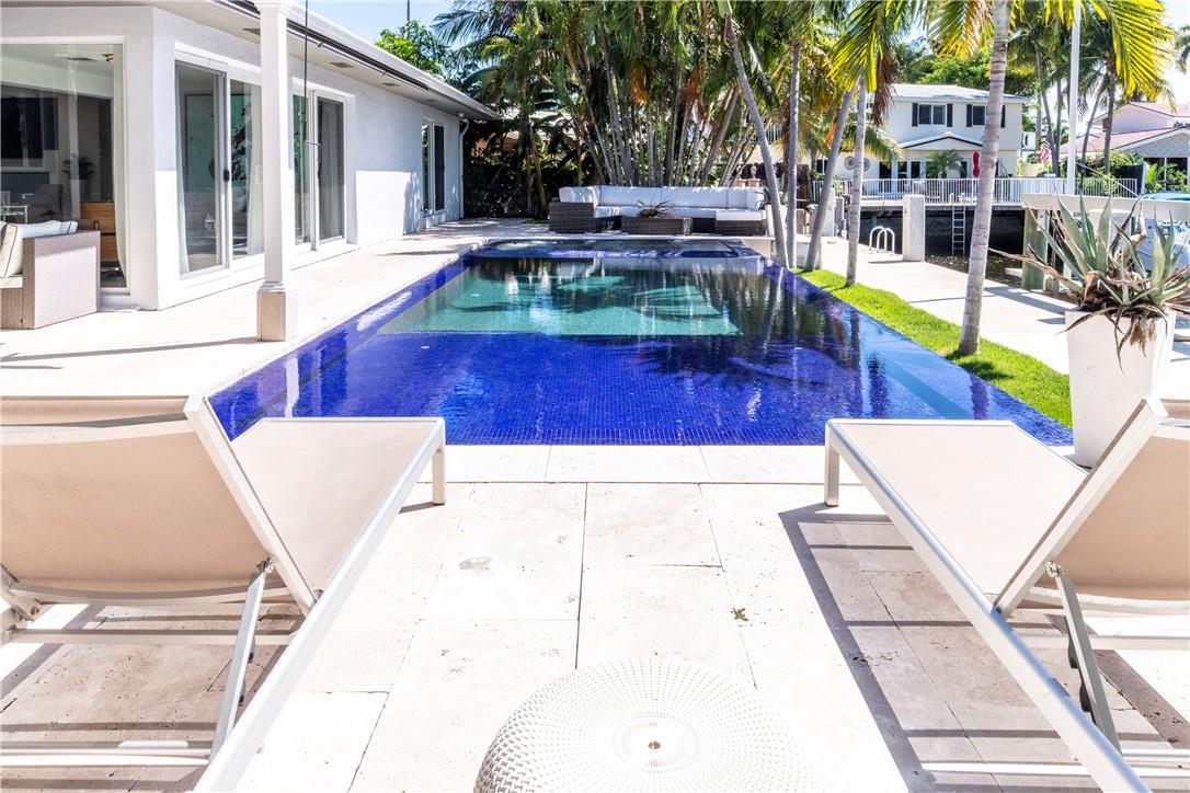 Santa Barbara Shores 33-2 - Residential