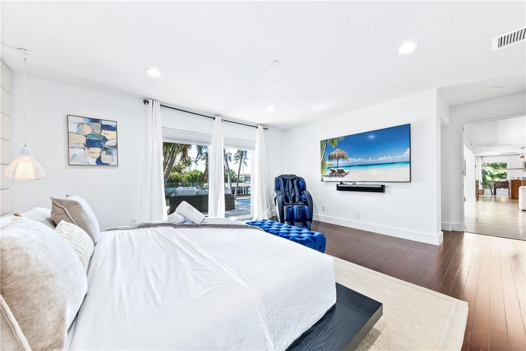 Santa Barbara Shores 33-2 - Residential