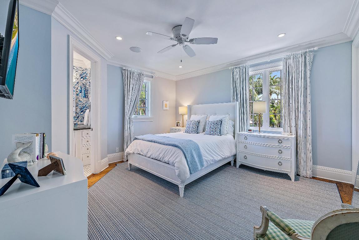 EL ENCANTO - Residential