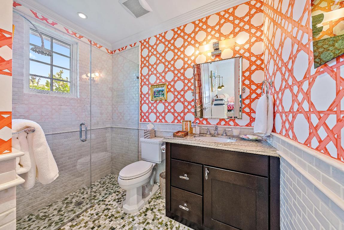 EL ENCANTO - Residential