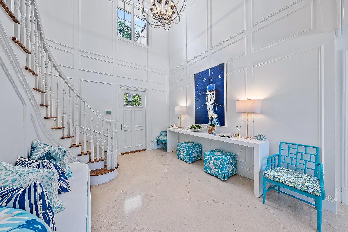 EL ENCANTO - Residential