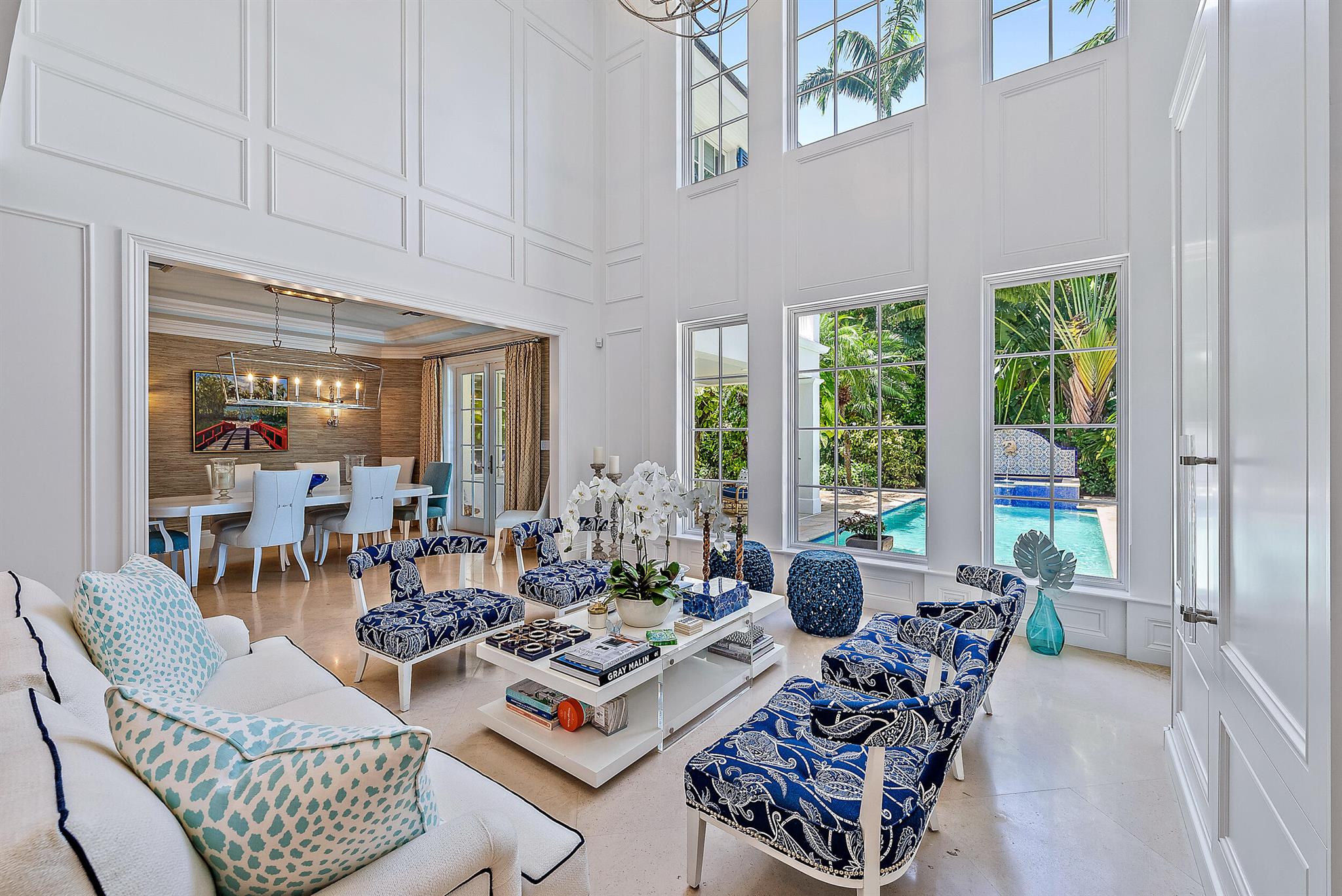 EL ENCANTO - Residential