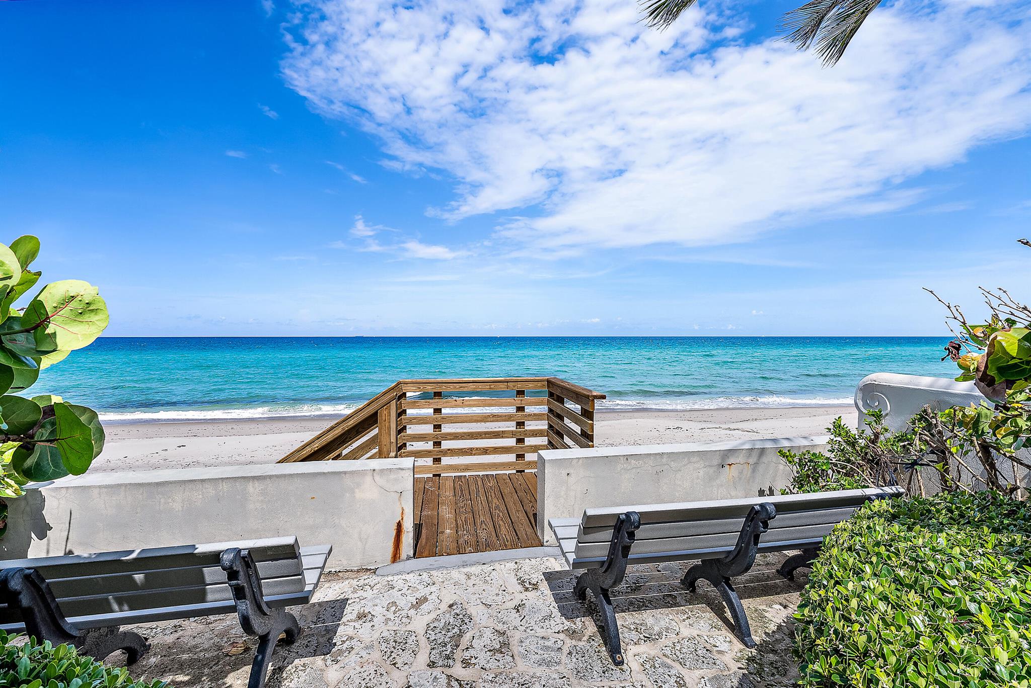 EL ENCANTO - Residential